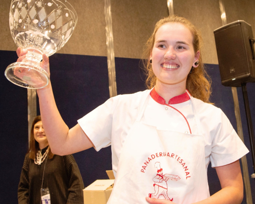 Araceli Menna Irigoyen: Ganadora del Primer Campeonato Nacional de la Medialuna. Categoría Salada