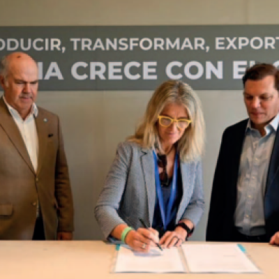 El SENASA firmó un importante convenio con Biogénesis Bagó